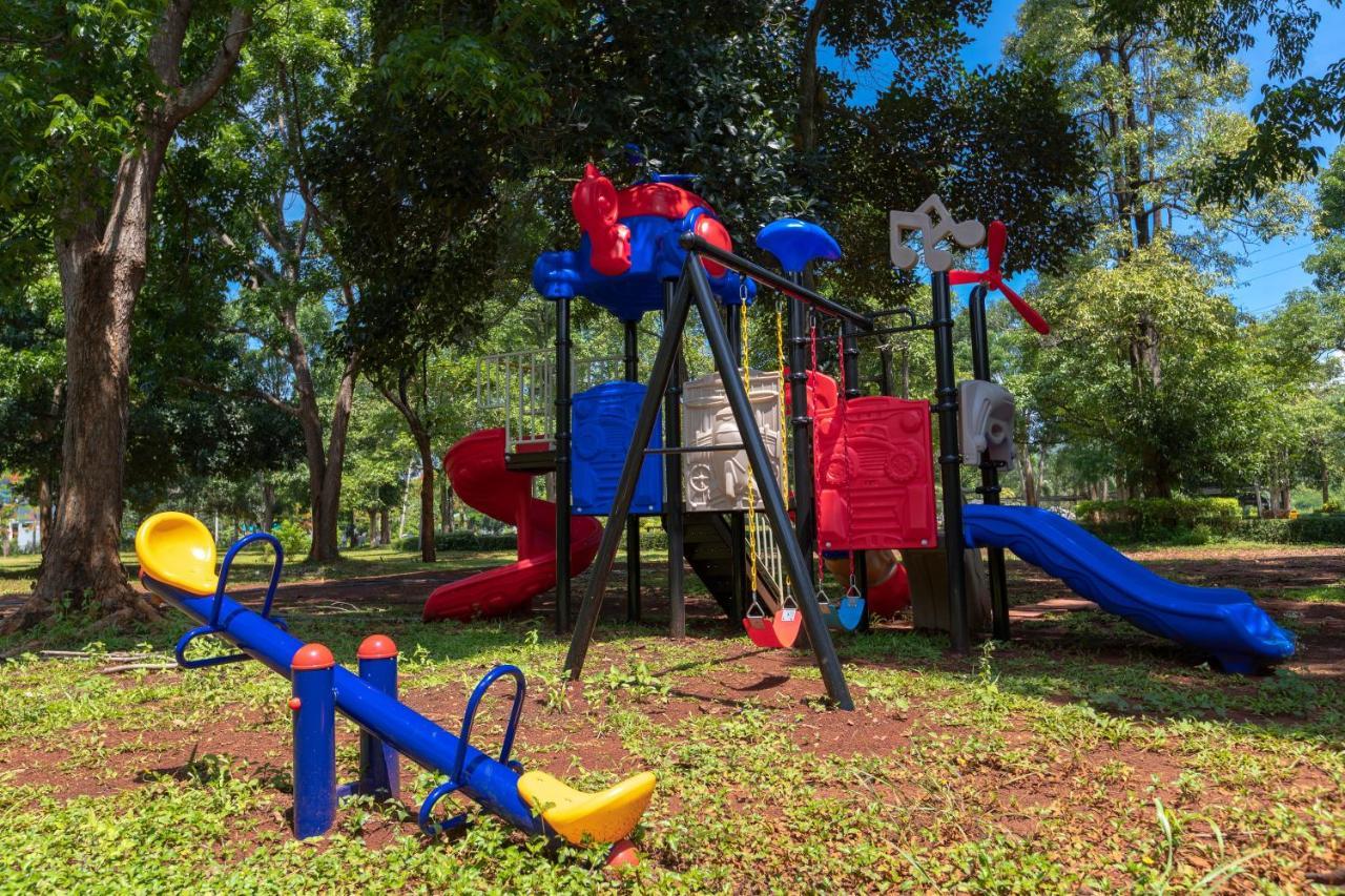 Diamond Hill Resort Nong Nam Daeng Esterno foto