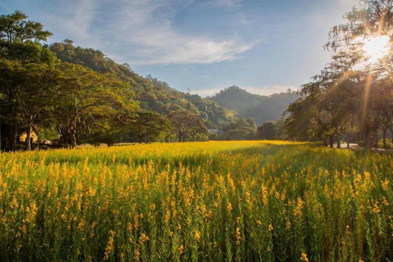 Diamond Hill Resort Nong Nam Daeng Esterno foto