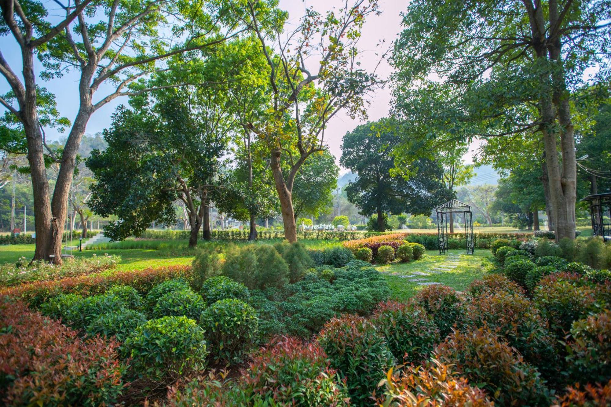 Diamond Hill Resort Nong Nam Daeng Esterno foto
