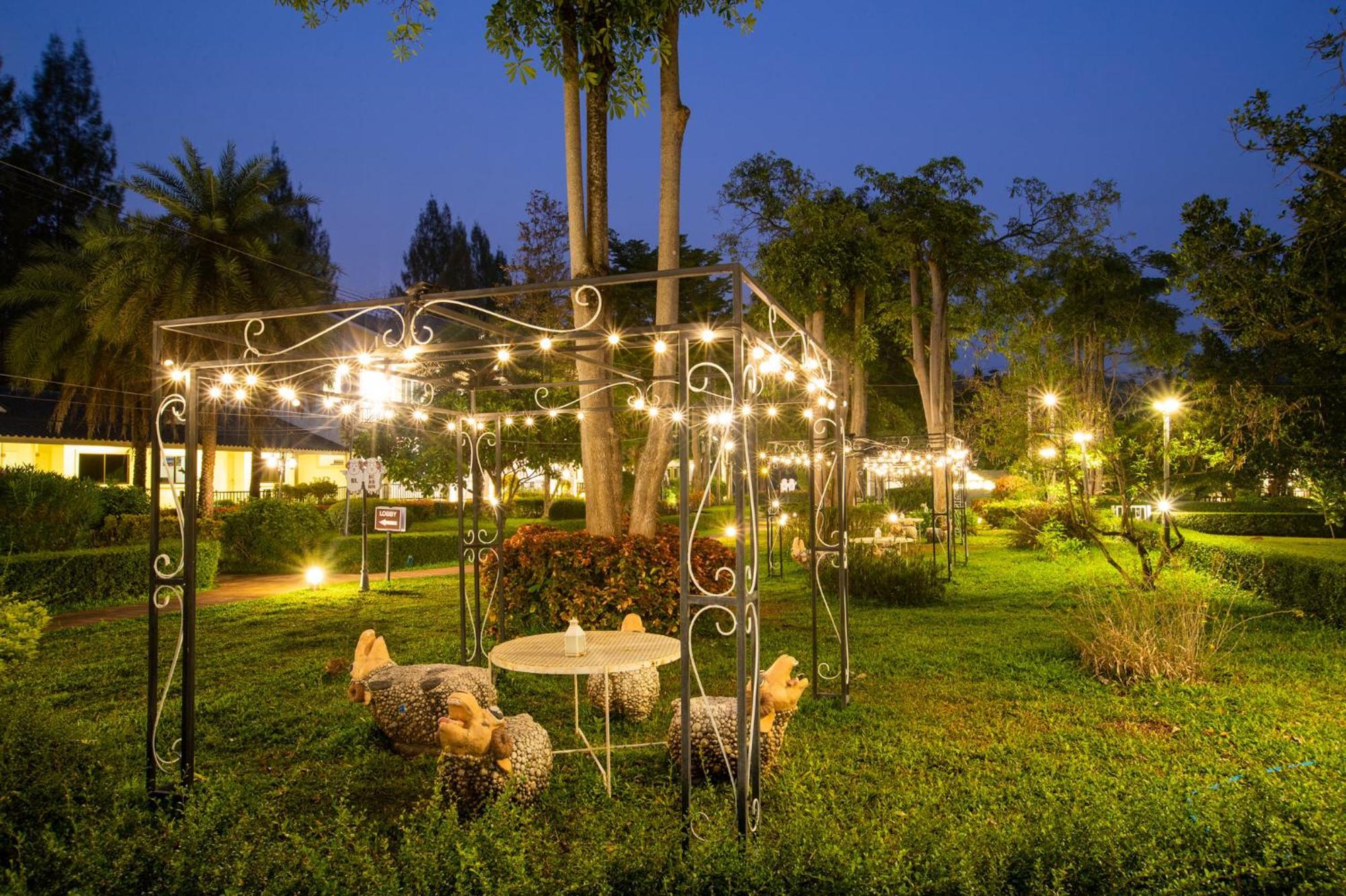 Diamond Hill Resort Nong Nam Daeng Esterno foto