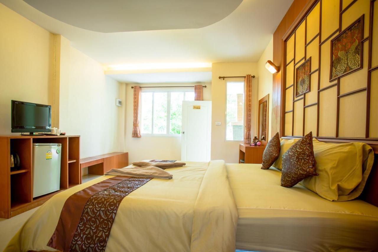 Diamond Hill Resort Nong Nam Daeng Esterno foto