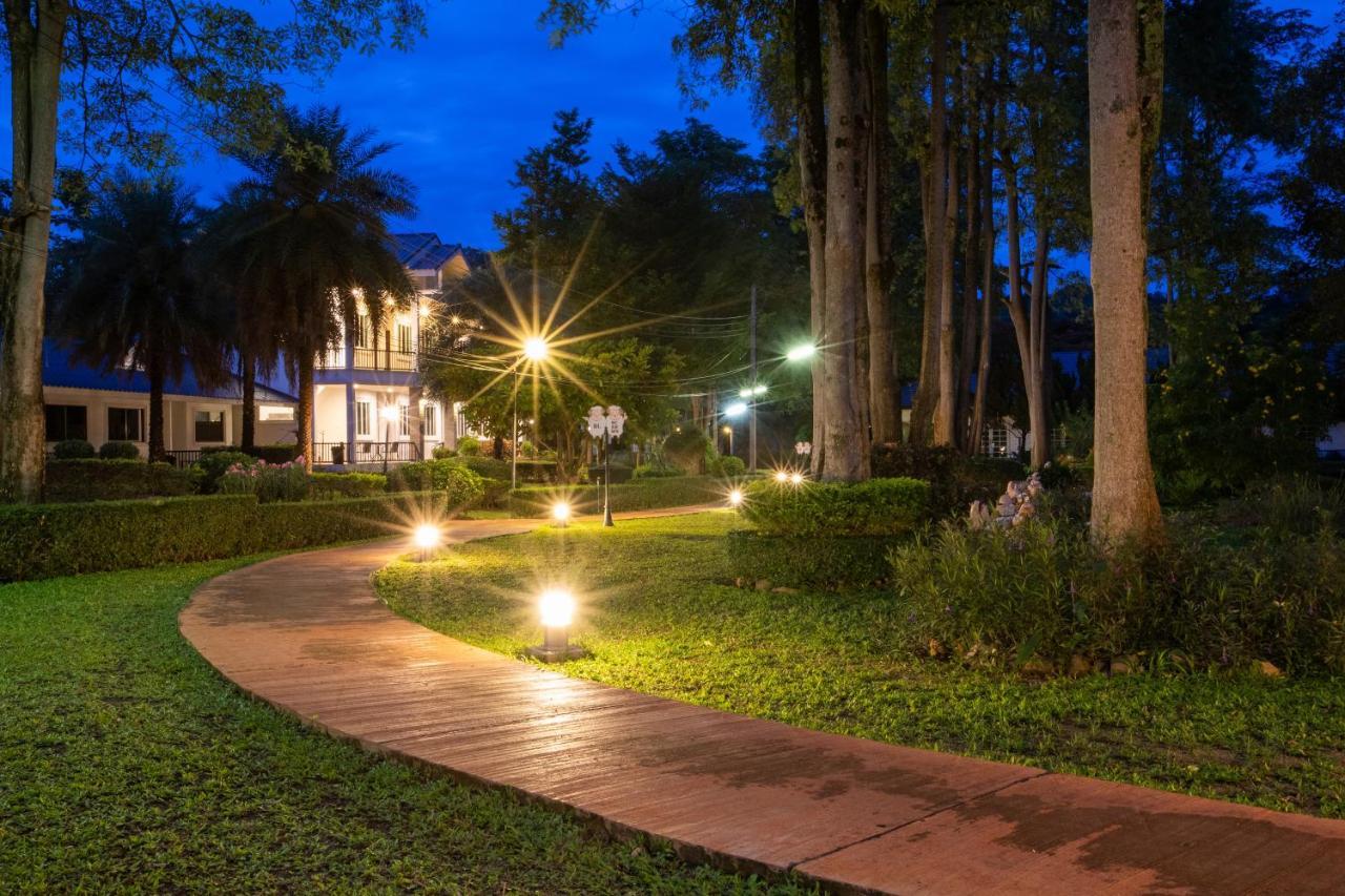 Diamond Hill Resort Nong Nam Daeng Esterno foto